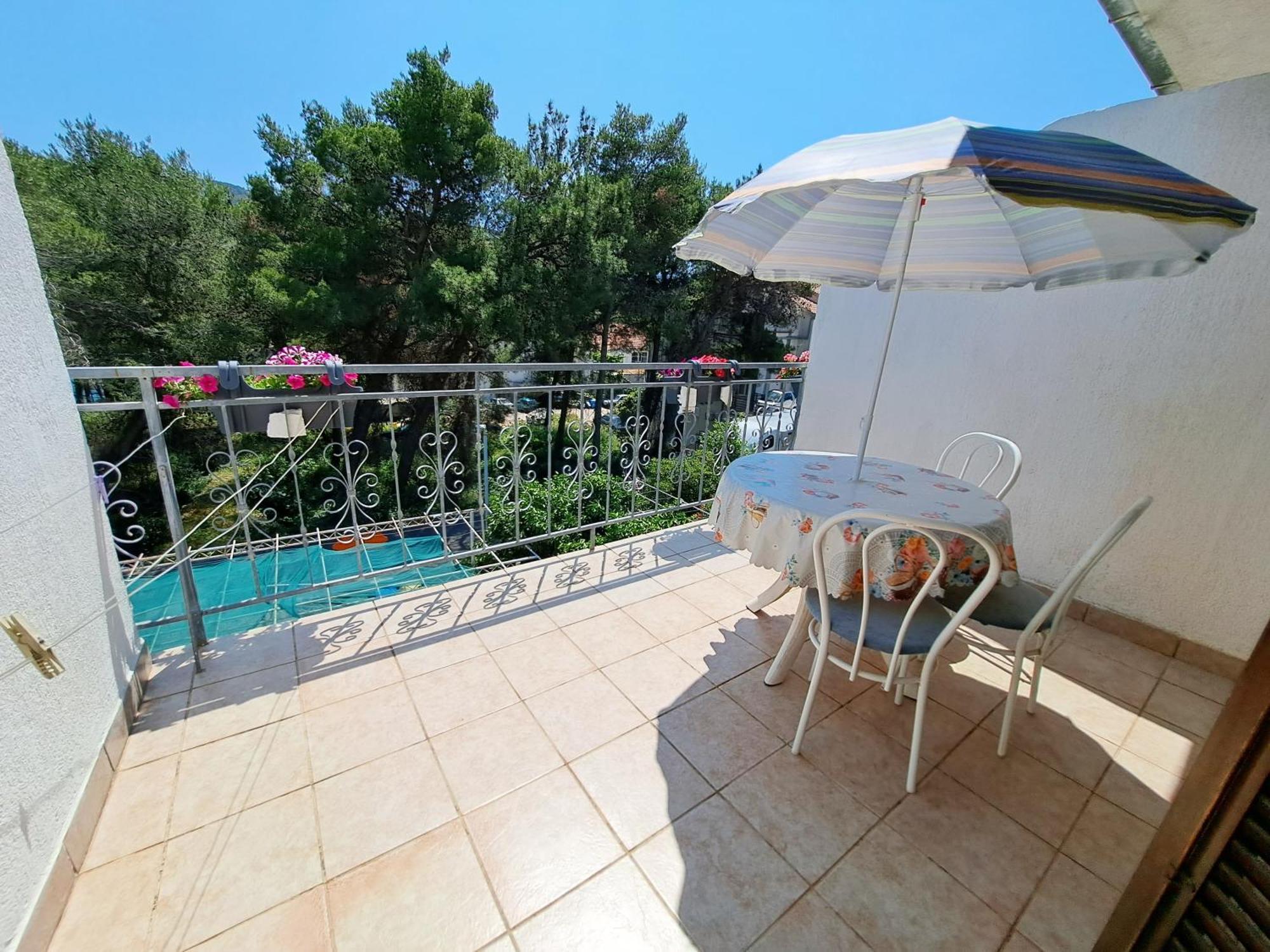 Apartments 1000 Flowers Stari Grad  Δωμάτιο φωτογραφία