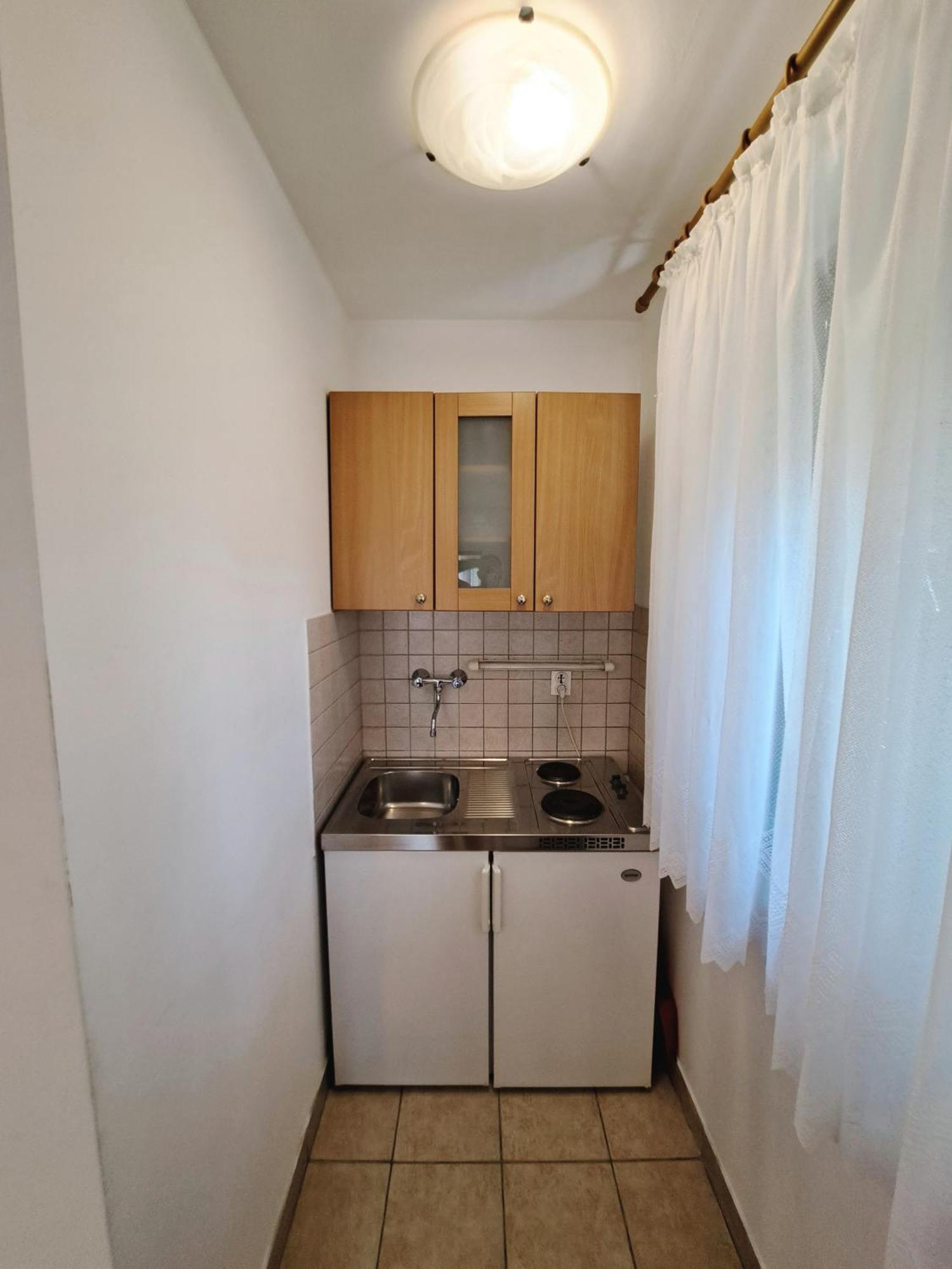 Apartments 1000 Flowers Stari Grad  Δωμάτιο φωτογραφία
