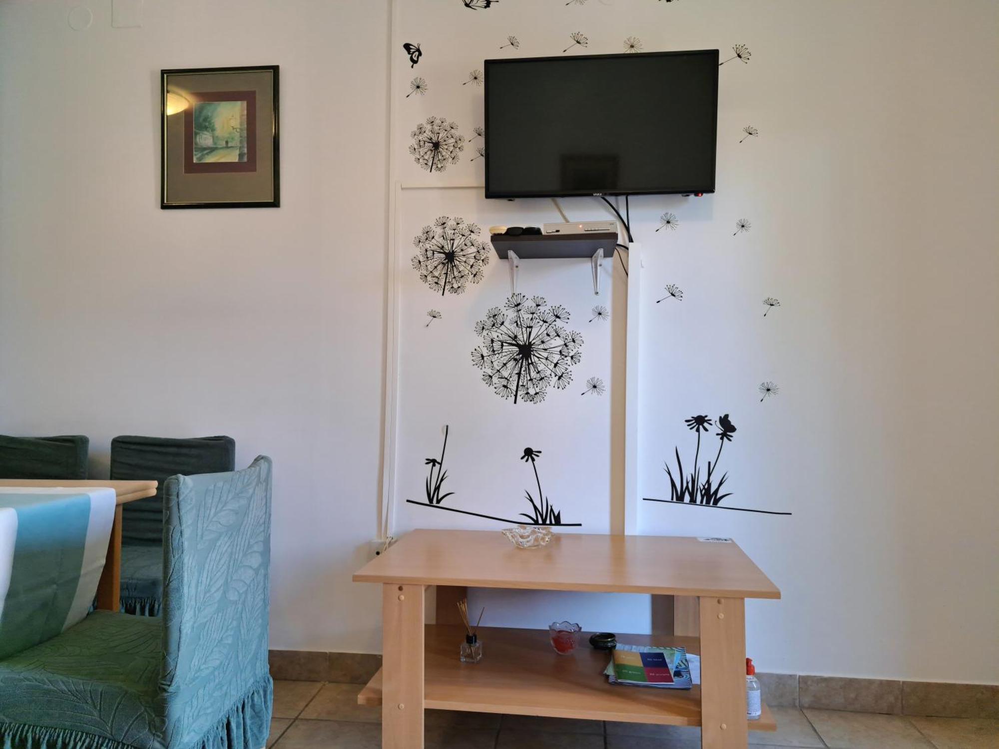 Apartments 1000 Flowers Stari Grad  Δωμάτιο φωτογραφία
